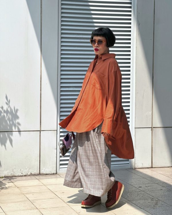 MARTHA OVERSIZED SHIRT | TERAKOTA - Image 2