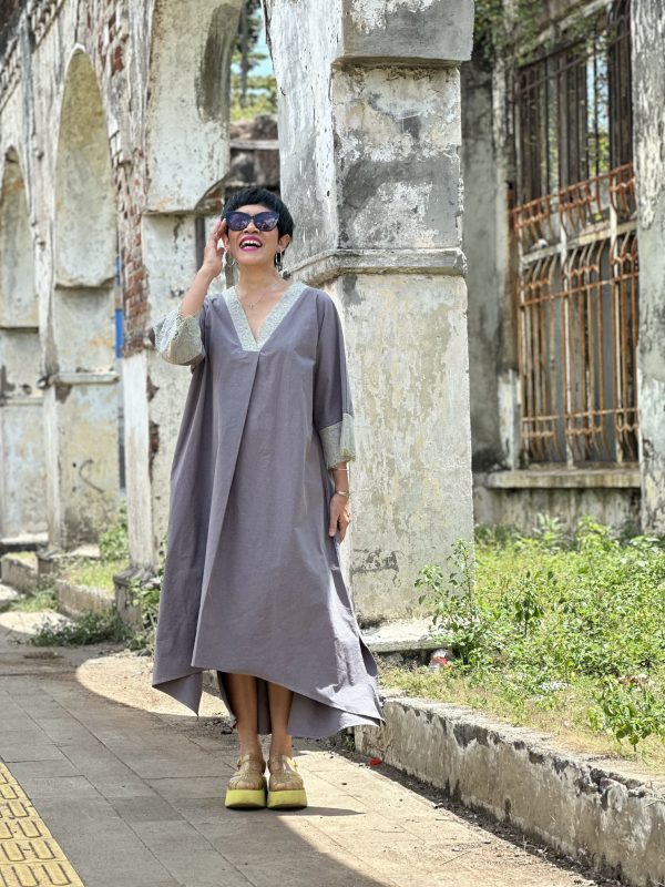 VIVIAN KAFTAN | WASHED GREY - Image 2